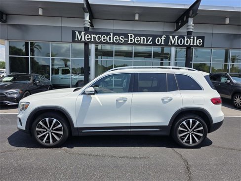 Certified 2022 Mercedes-Benz GLB 250 4MATIC image 1