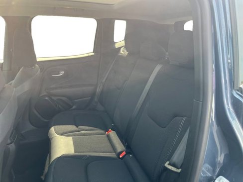 Used 2023 Jeep Renegade Altitude w/ Sun/Sound Group image 13