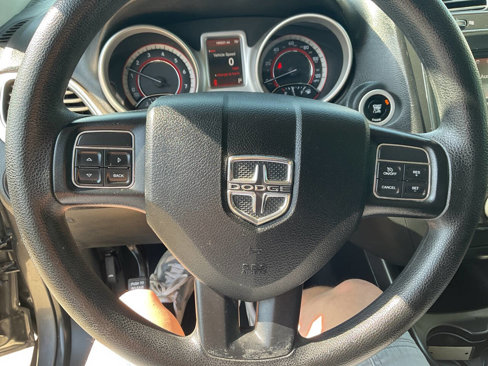Used 2015 Dodge Journey SXT w/ Flexible Seating Group image 15