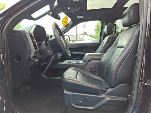Used 2020 Ford Expedition XLT w/ Equipment Group 202A image 15