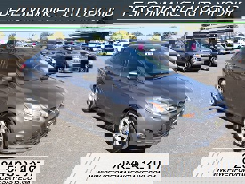 Used 2014 Ford Focus SE image 1