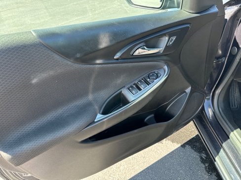 Used 2022 Chevrolet Malibu LS image 10