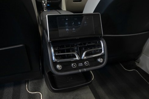 Used 2023 Bentley Bentayga Extended Wheelbase image 47