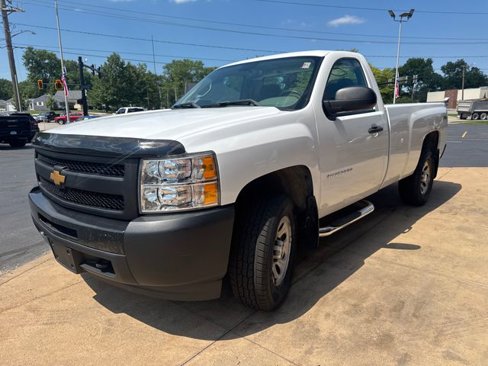 Used 2013 Chevrolet Silverado 1500 W/T image 2