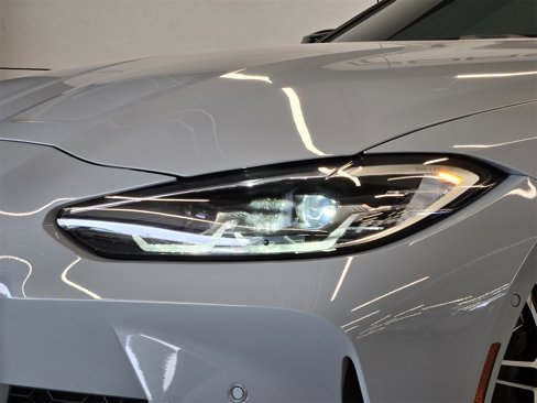 Used 2022 BMW M4 Competition image 25