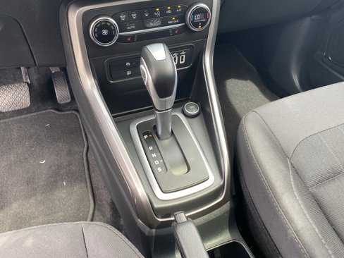 Used 2022 Ford EcoSport SE w/ SE Convenience Package image 18