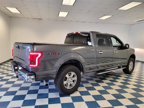 Used 2017 Ford F150 XLT w/ Equipment Group 302A Luxury image 8