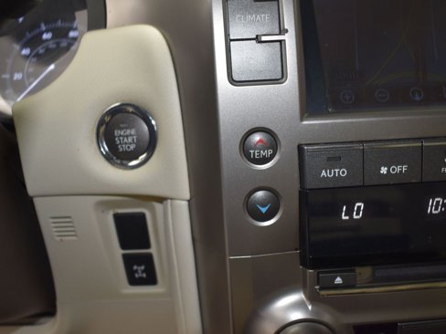 Used 2016 Lexus GX 460 image 32