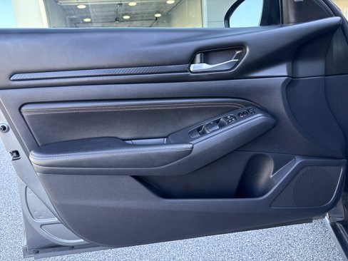 Used 2020 Nissan Altima 2.5 SR image 14