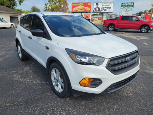 Used 2019 Ford Escape S image 2