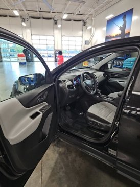 Used 2023 Chevrolet Equinox LT image 10