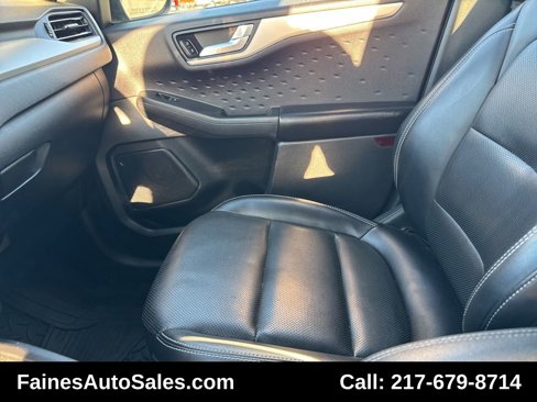 Used 2020 Ford Escape SEL image 34