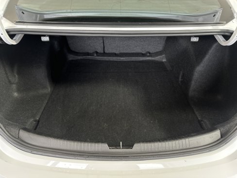 Used 2023 Chevrolet Malibu LT image 14