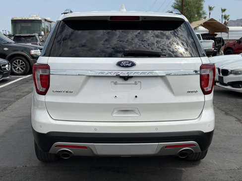 Used 2017 Ford Explorer Limited w/ Equipment Group 301A image 8