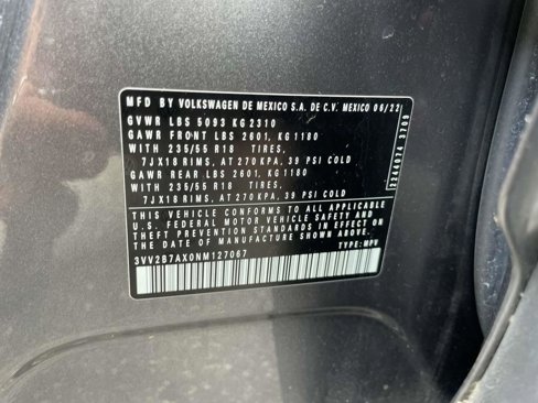 Used 2022 Volkswagen Tiguan SE image 9