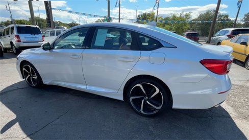 Used 2020 Honda Accord Sport image 6