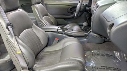 Used 1999 Pontiac Firebird Formula w/ Security Pkg image 24