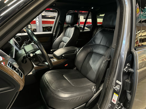 Used 2018 Land Rover Range Rover HSE image 15