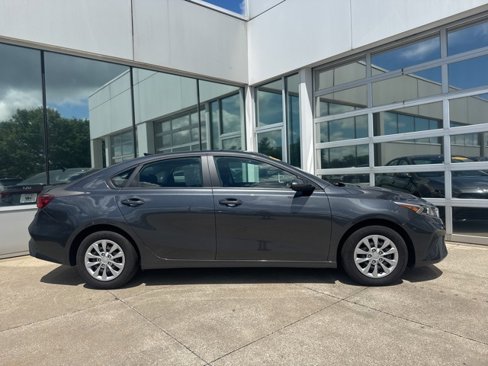 Used 2024 Kia Forte LX image 4