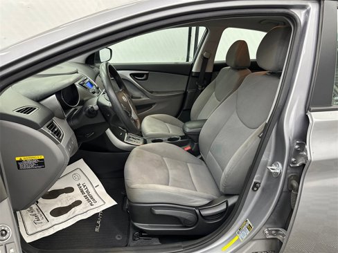 Used 2013 Hyundai Elantra GLS w/ Preferred Pkg image 9