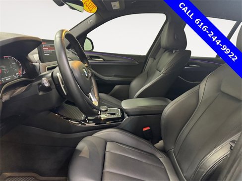 Used 2023 BMW X3 xDrive30i w/ Premium Package image 6