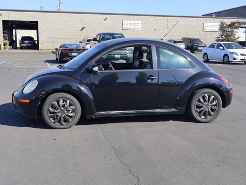 Used 2010 Volkswagen Beetle Red Rock image 3