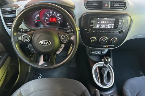 Used 2018 Kia Soul image 16