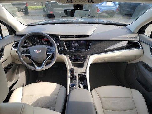 Used 2020 Cadillac XT6 Premium Luxury image 8