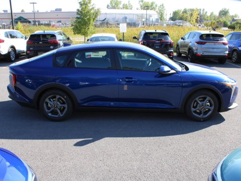 New 2025 Kia K4 LXS image 4