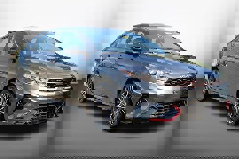 Certified 2023 Kia Forte GT-Line image 3
