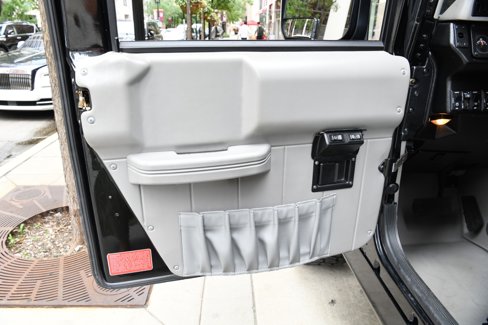 Used 2002 HUMMER H1 4-Door Wagon image 24
