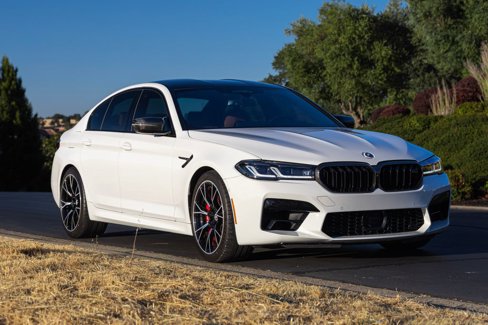 Used 2023 BMW M5 w/ Competition Package image 3