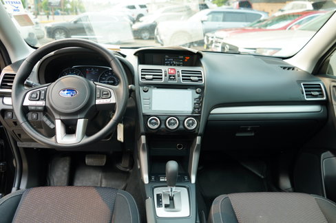 Used 2017 Subaru Forester 2.5i Premium image 19