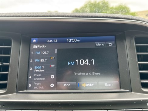 Used 2020 Hyundai Elantra SEL image 26