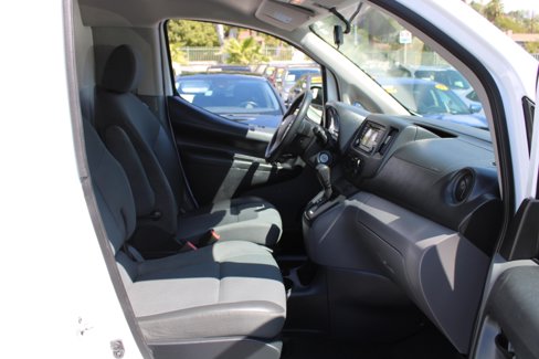 Used 2019 Nissan NV200 S w/ Cruise Control Package image 9