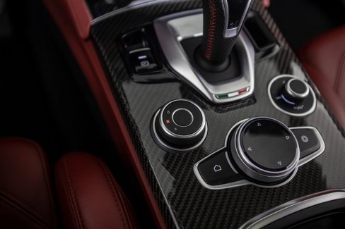 Used 2020 Alfa Romeo Stelvio Ti Sport image 32
