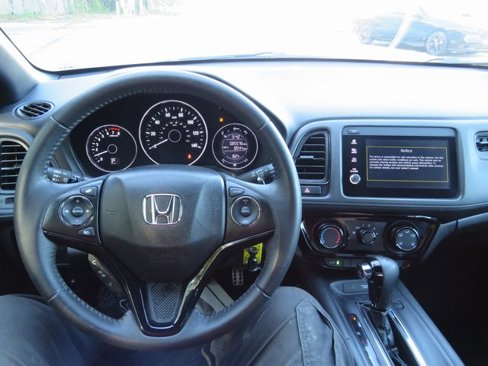 Used 2019 Honda HR-V Sport image 10