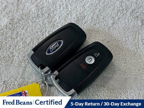 Used 2021 Ford EcoSport SES w/ Interior Protection Package image 30