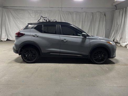 Used 2023 Nissan Kicks SR image 8