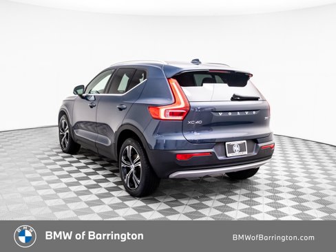 Used 2022 Volvo XC40 T5 Inscription w/ Advanced Package image 3