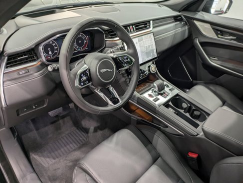 New 2026 Jaguar F-PACE R-Dynamic S image 7