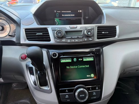 Used 2015 Honda Odyssey EX-L image 16