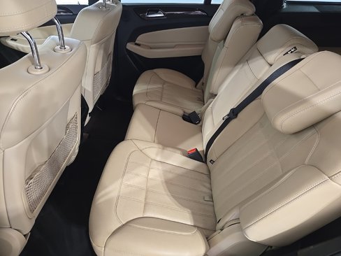 Used 2018 Mercedes-Benz GLS 450 4MATIC image 19