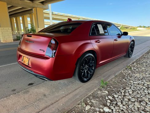 Used 2019 Chrysler 300 S image 3
