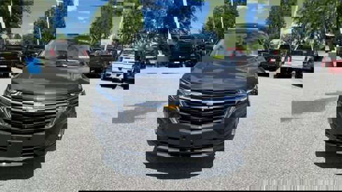 Used 2022 Chevrolet Equinox LT image 3