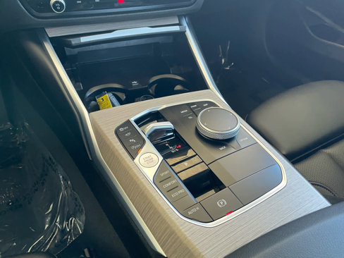 Used 2025 BMW 330i Sedan image 13