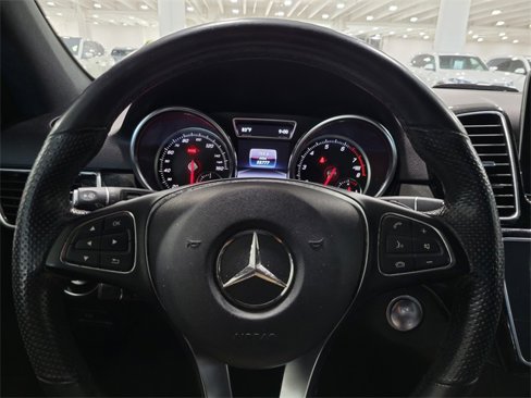 Used 2019 Mercedes-Benz GLE 400 4MATIC image 13