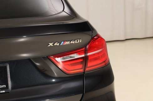 Used 2018 BMW X4 M40i image 22