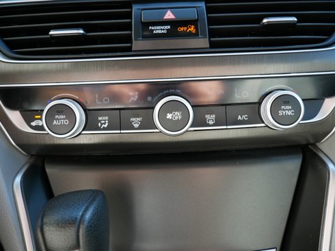 Used 2019 Honda Accord LX image 15