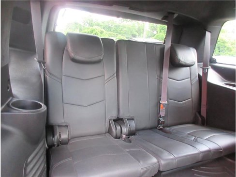 Used 2017 Cadillac Escalade Platinum image 25